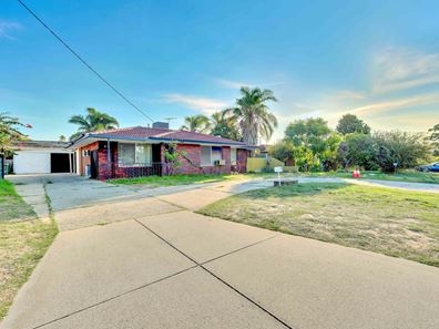 17 Elanora Road, Armadale WA 6112