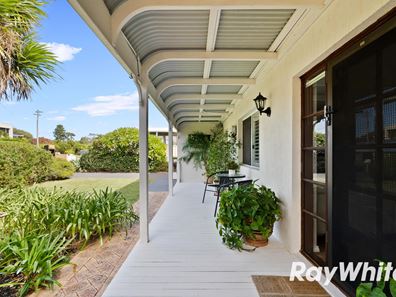 36 Peter Street, Halls Head WA 6210