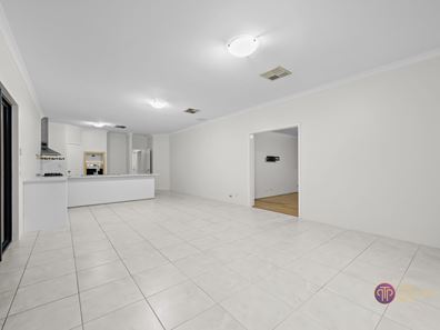7 Tupelo Fairway, Clarkson WA 6030