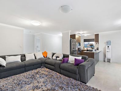 10/21 Cronin Place, Armadale WA 6112