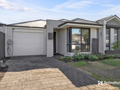 10 Strumpshaw Road, Aveley WA 6069