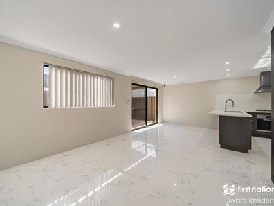 10 Strumpshaw Road, Aveley WA 6069
