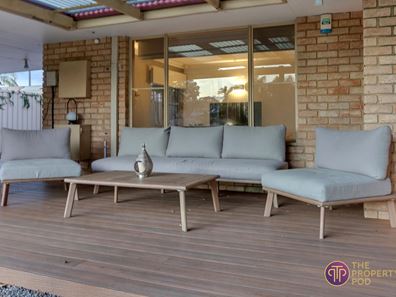 22 Peppermint Drive, Thornlie WA 6108
