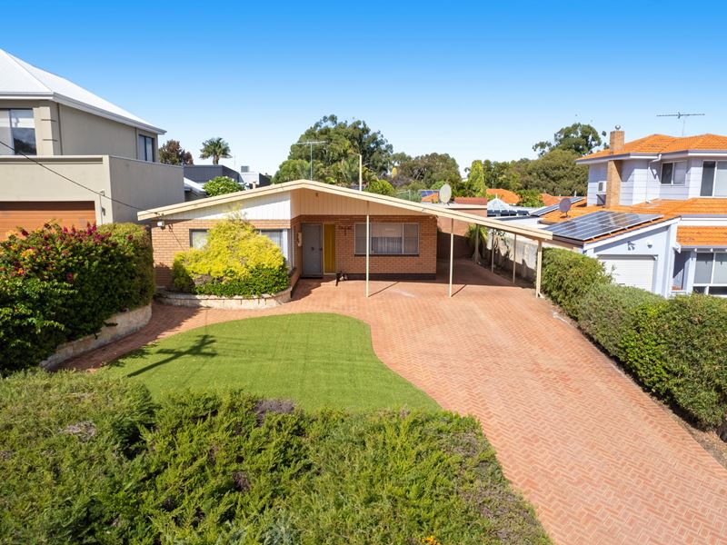 112 Marine Terrace, Sorrento WA 6020