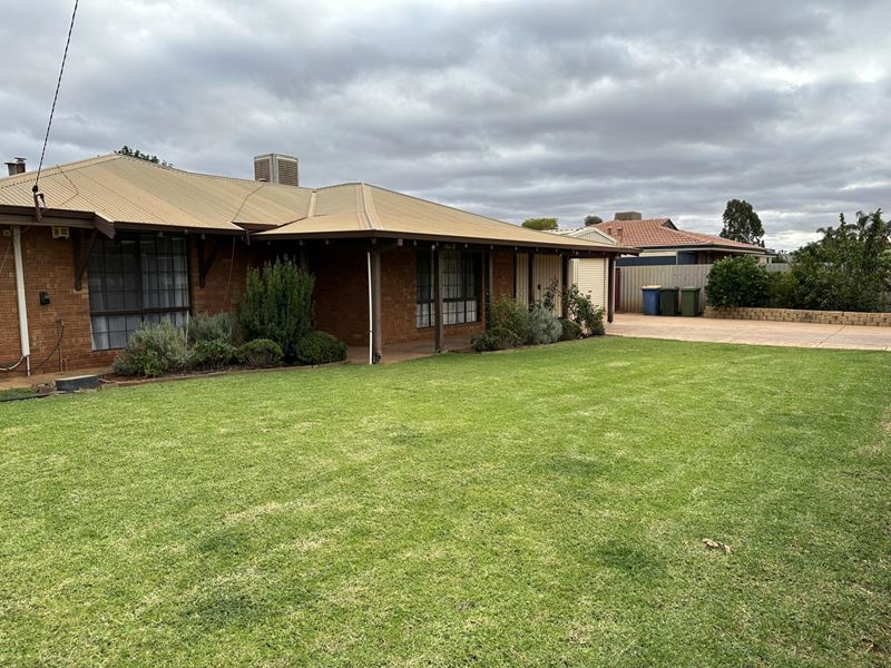 4 Altham Street, South Kalgoorlie WA 6430