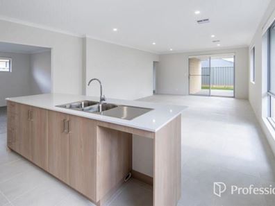 30 Setosa Loop, Byford WA 6122