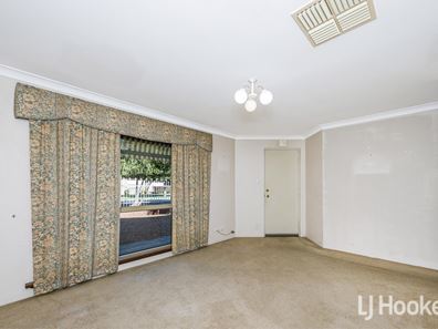 28A Range View Way, Thornlie WA 6108