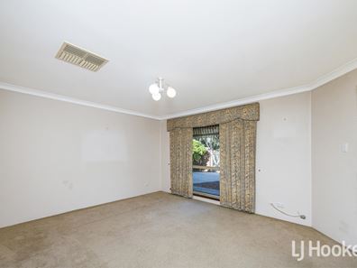 28A Range View Way, Thornlie WA 6108