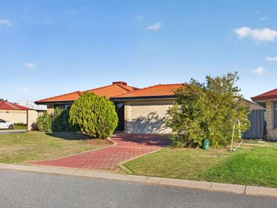 24 Mary Blair Way, Warnbro WA 6169