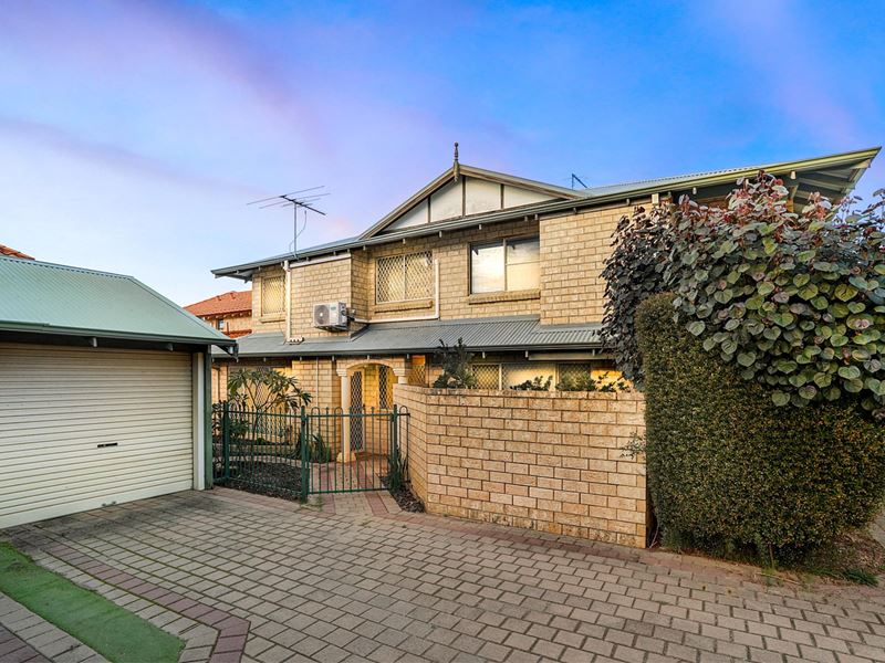 3/124 Robert Street, Como WA 6152