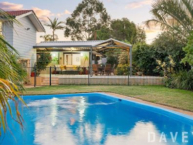 17 Suiza Place, Carine WA 6020