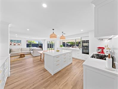 23 Waratah Boulevard, Canning Vale WA 6155