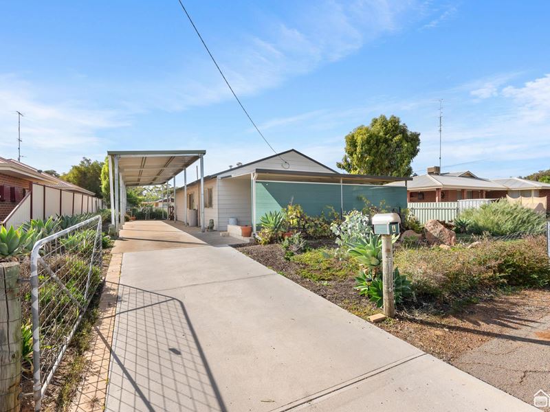 4 Monger Street, Beverley WA 6304