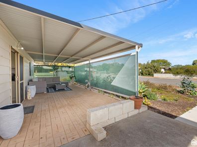 4 Monger Street, Beverley WA 6304