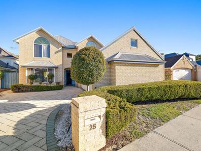 25 Chatsworth Gate, Canning Vale WA 6155
