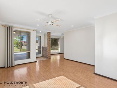 19A Rosebank Gardens, Alexander Heights WA 6064