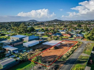 16 Alfred Street, Mckail WA 6330