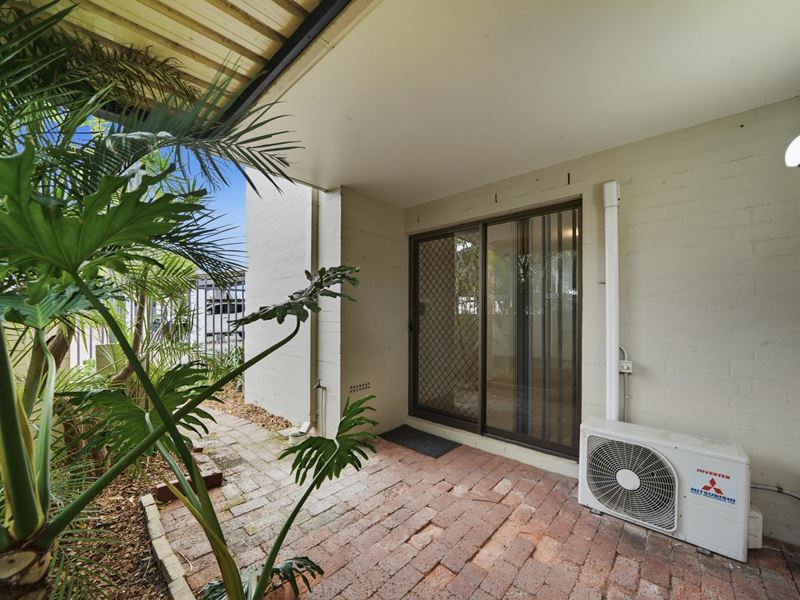 8/4 Manning Terrace, South Perth