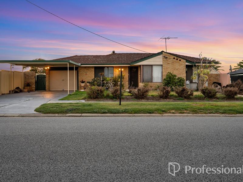 27 Millgrove Avenue, Cooloongup WA 6168