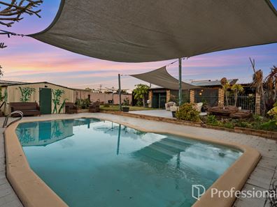 27 Millgrove Avenue, Cooloongup WA 6168