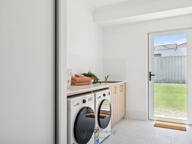 Room/5  9 Heppell Gardens, Clarkson WA 6030