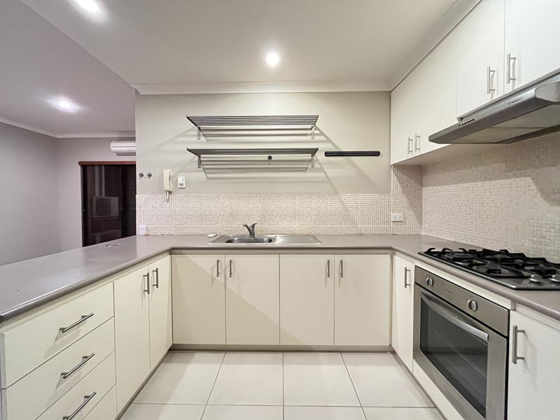 Unit 14/22 Knutsford Street, North Perth