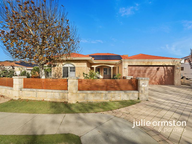 1 Hayworth Rise, Woodvale WA 6026