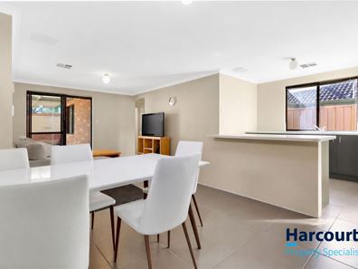 4/1 Crusoe Link, Secret Harbour WA 6173