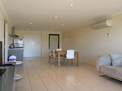 5/11 Heaton Street, Jurien Bay WA 6516