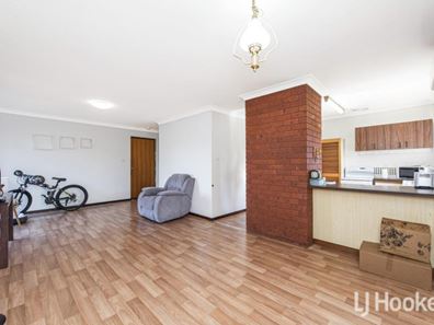 3/11 Brooks Avenue, Waroona WA 6215