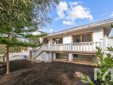 77 Samson Street, White Gum Valley WA 6162