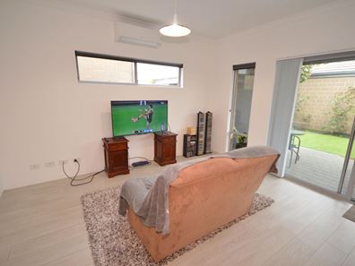 43 Thornbill Crescent, Coodanup WA 6210