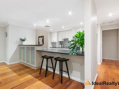 20 Cardinal Crescent, Leeming WA 6149