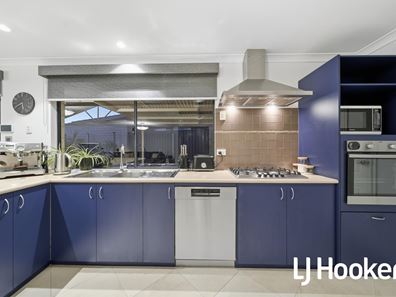 54 Rayner Drive, Landsdale WA 6065