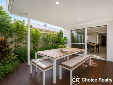 22c Stanley Street, Scarborough WA 6019