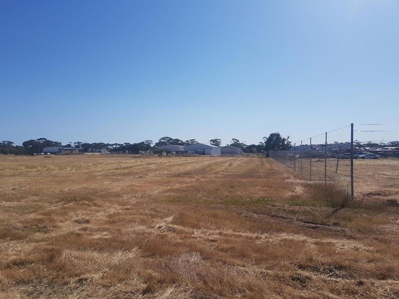 170 (L) RANFURLY Street, Moora WA 6510