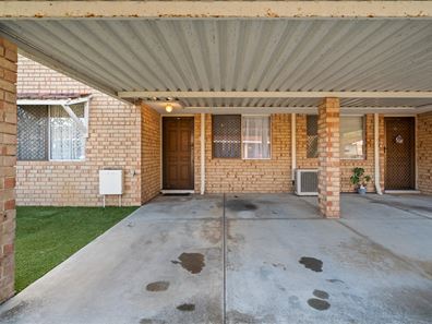2/105 Simpson Avenue, Rockingham WA 6168