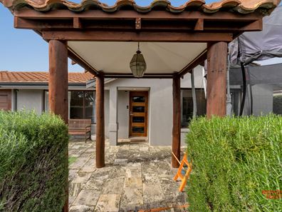 10 Arthurs Vale, Quinns Rocks WA 6030