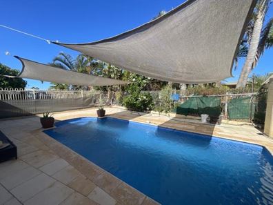 11 Batavia Circle, Kalbarri WA 6536