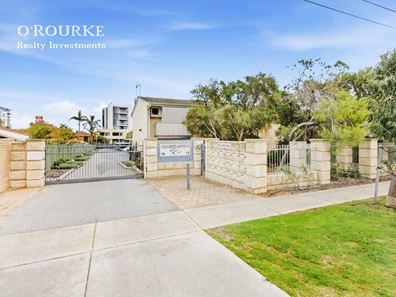 1/17 Stanley Street, Scarborough WA 6019