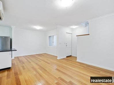 4/23 Flynn Street, Churchlands WA 6018