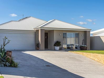 9 Glanford Turn, Baldivis WA 6171