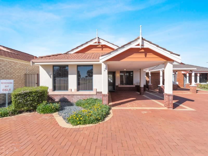7/48 Gnangara Drive, Waikiki WA 6169
