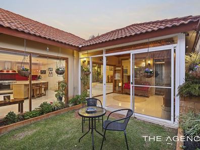 49 Challenger Avenue, Manning WA 6152