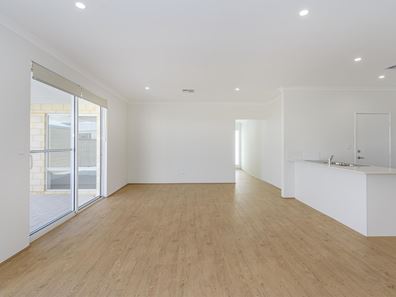 45 Crimson Boulevard, Forrestfield WA 6058