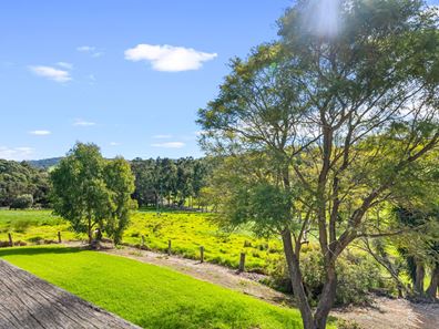 640 Collie River  Road, Burekup WA 6227