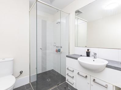 102/7 Streatham Street, Beckenham WA 6107