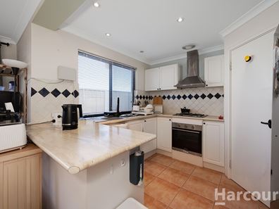 1 Chusan Lane, Currambine WA 6028