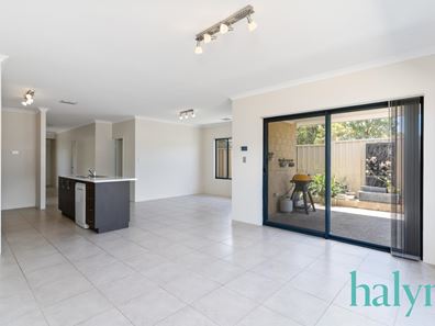 292B Adelaide Street, High Wycombe WA 6057