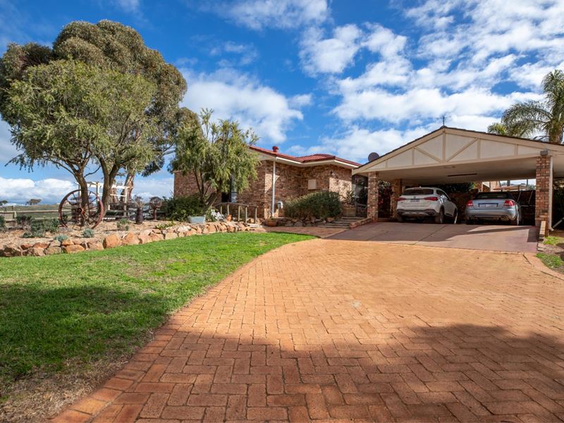 131 Hillside  Road, Minigin